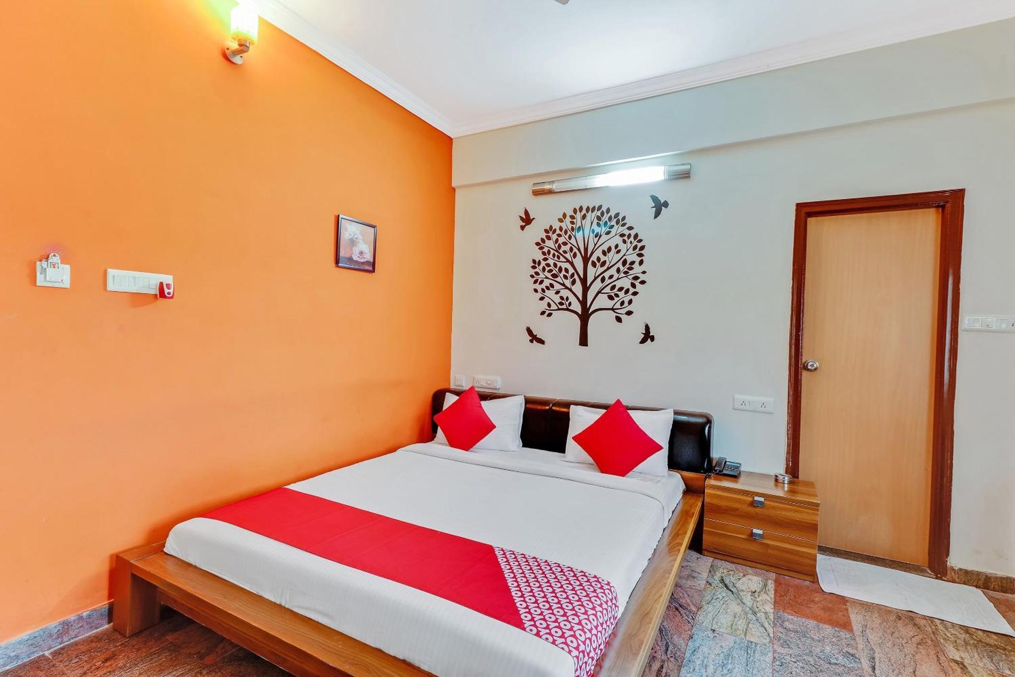 Hotel Super Collection O Goyal Residency Kammasandra Zewnętrze zdjęcie