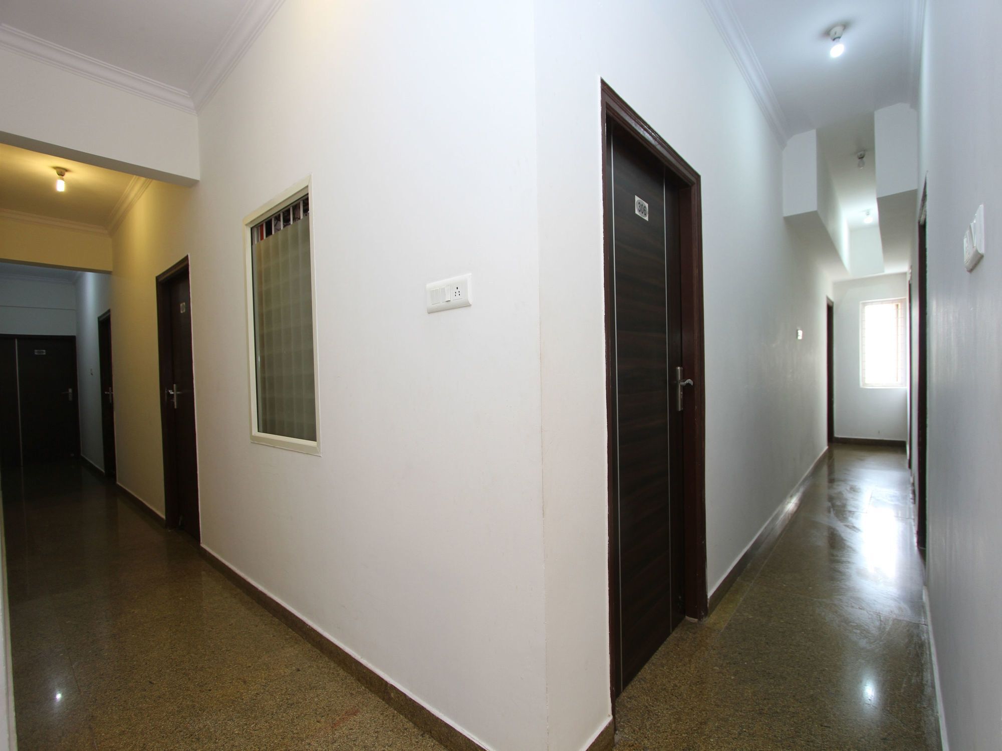 Hotel Super Collection O Goyal Residency Kammasandra Zewnętrze zdjęcie