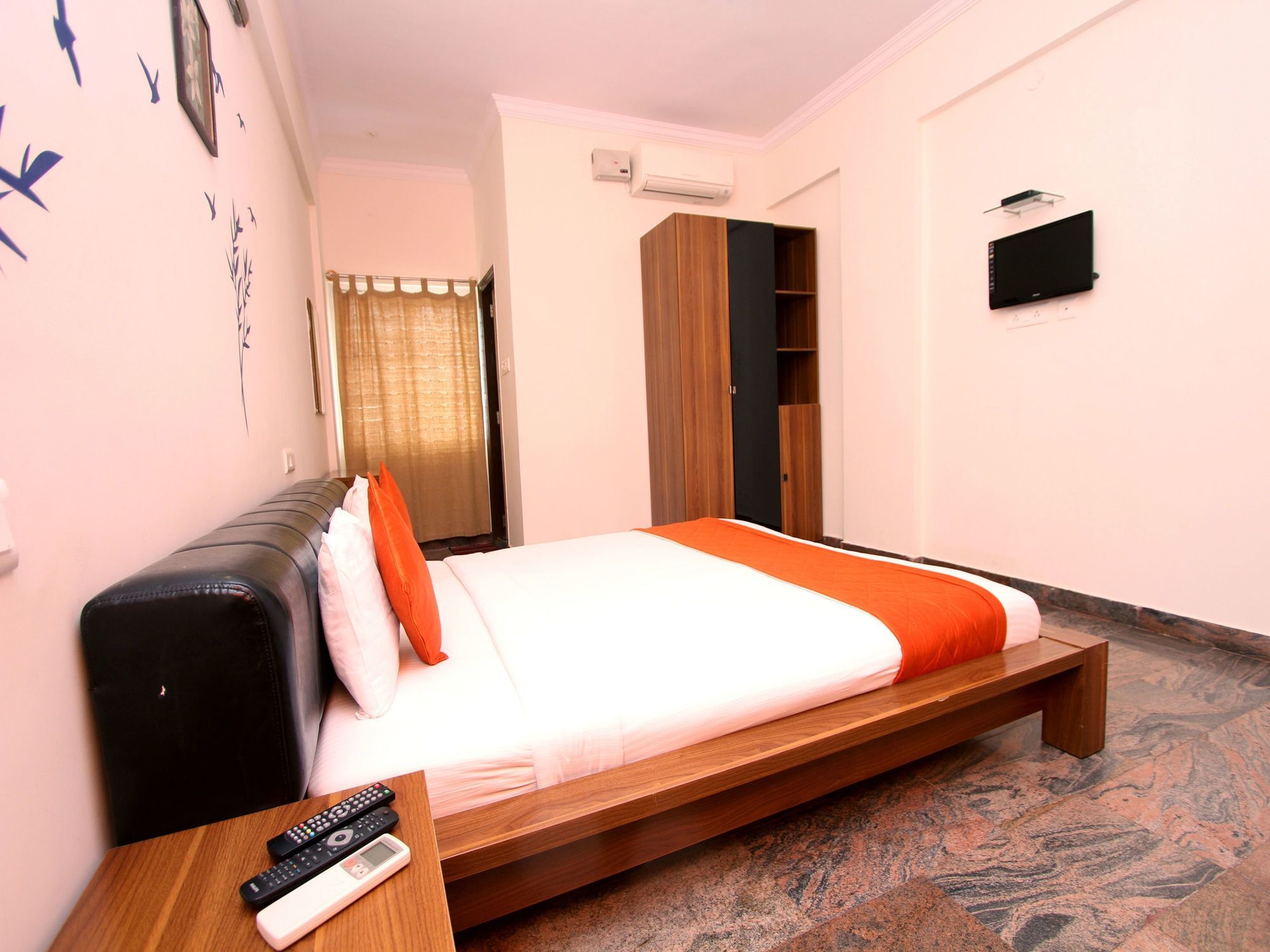 Hotel Super Collection O Goyal Residency Kammasandra Zewnętrze zdjęcie